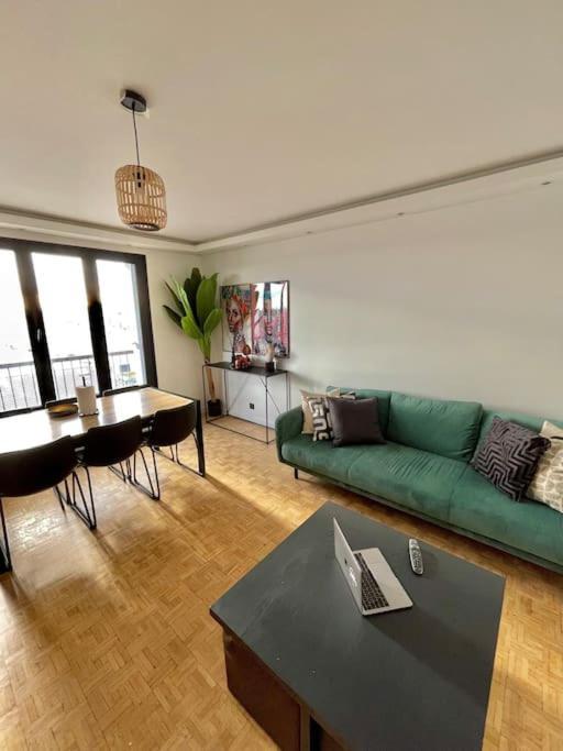 Magnifique Appartement Neuilly Sur Marne Entre Paris Et Disneyland Neuilly-sur-Marne Exterior foto