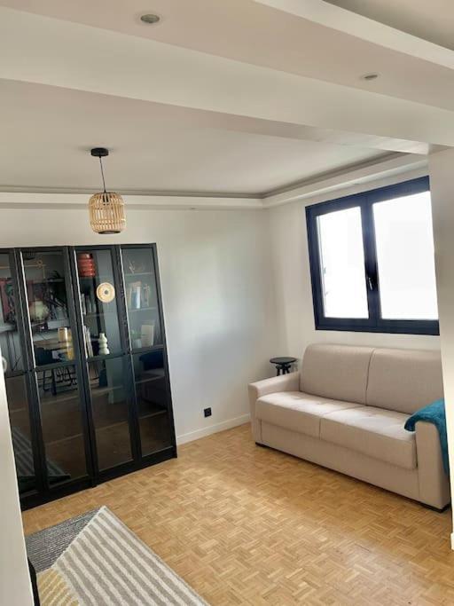 Magnifique Appartement Neuilly Sur Marne Entre Paris Et Disneyland Neuilly-sur-Marne Exterior foto